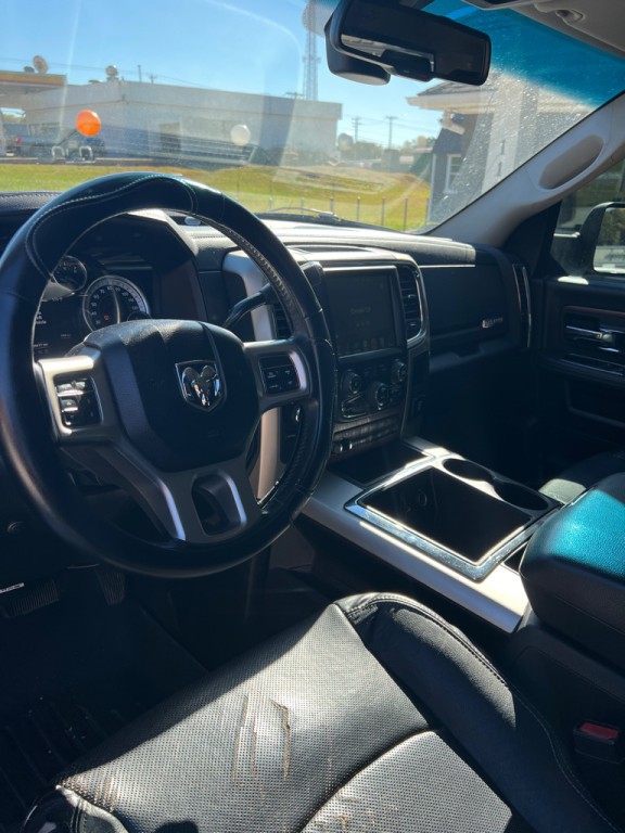 2014 RAM 2500 Image 10