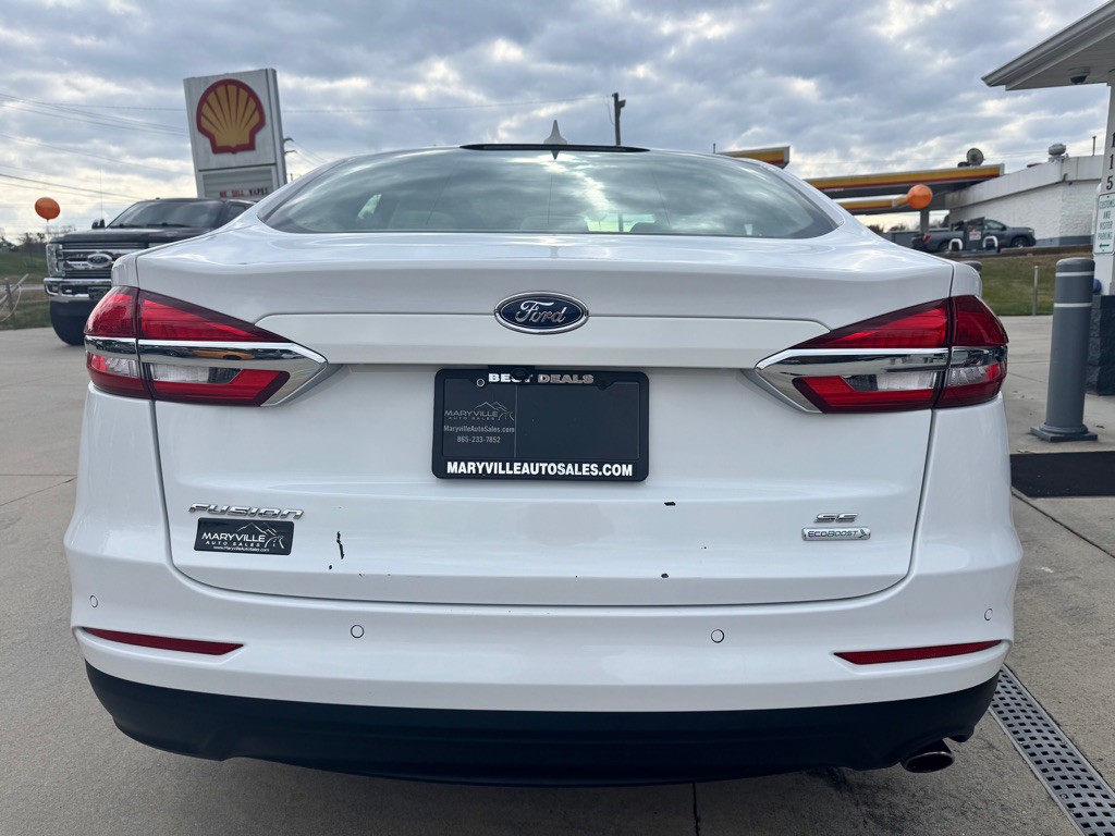 2020 Ford Fusion Image 4