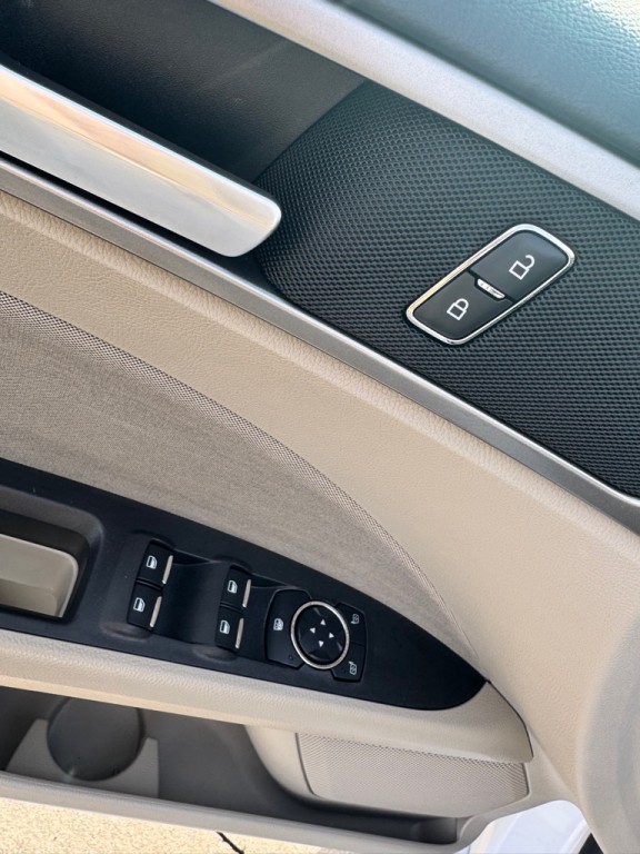 2020 Ford Fusion Image 13