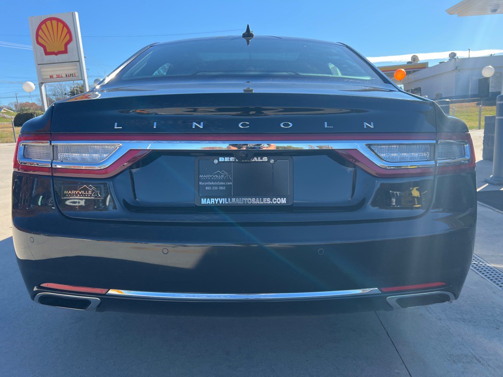 2018 Lincoln Continental Image 4