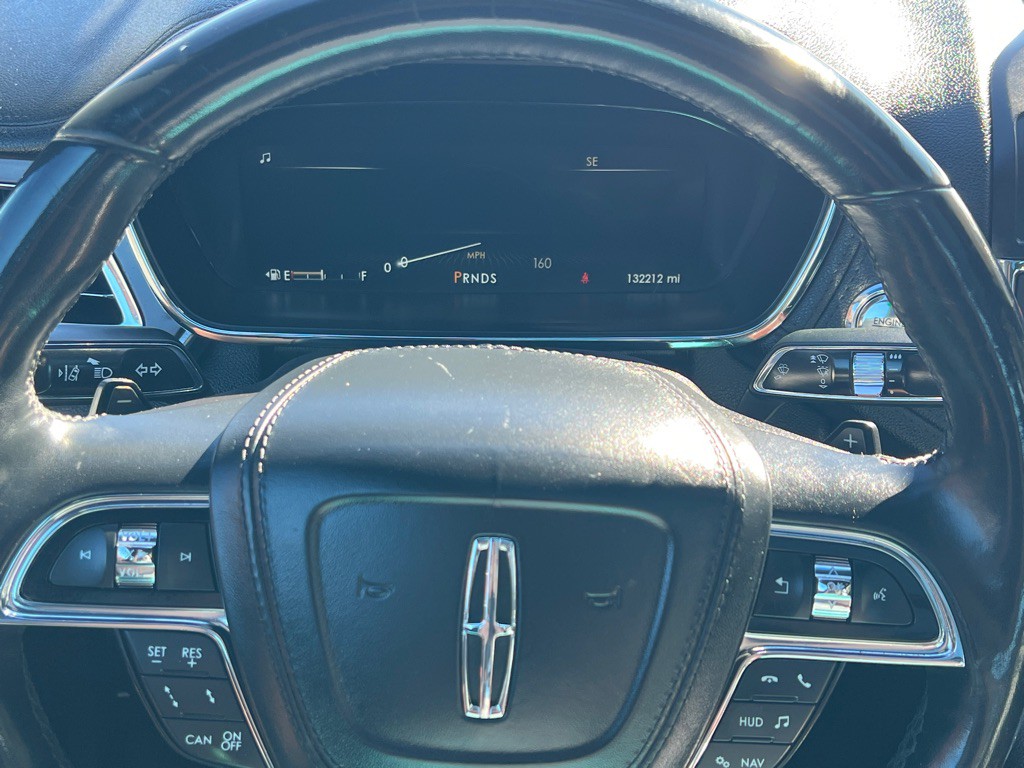 2018 Lincoln Continental Image 11