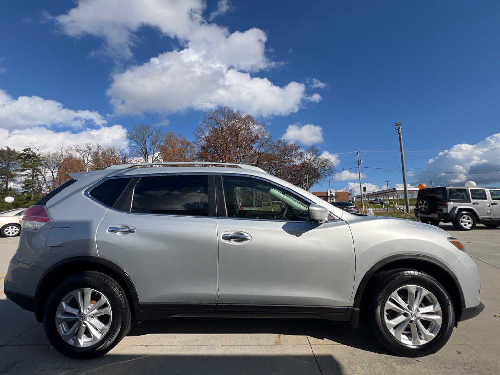 2015 Nissan Rogue Image 6