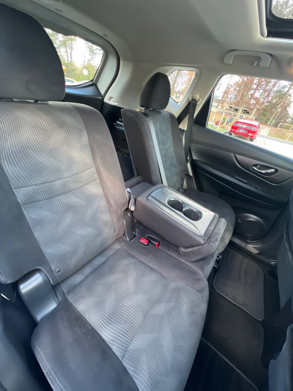 2015 Nissan Rogue Image 16