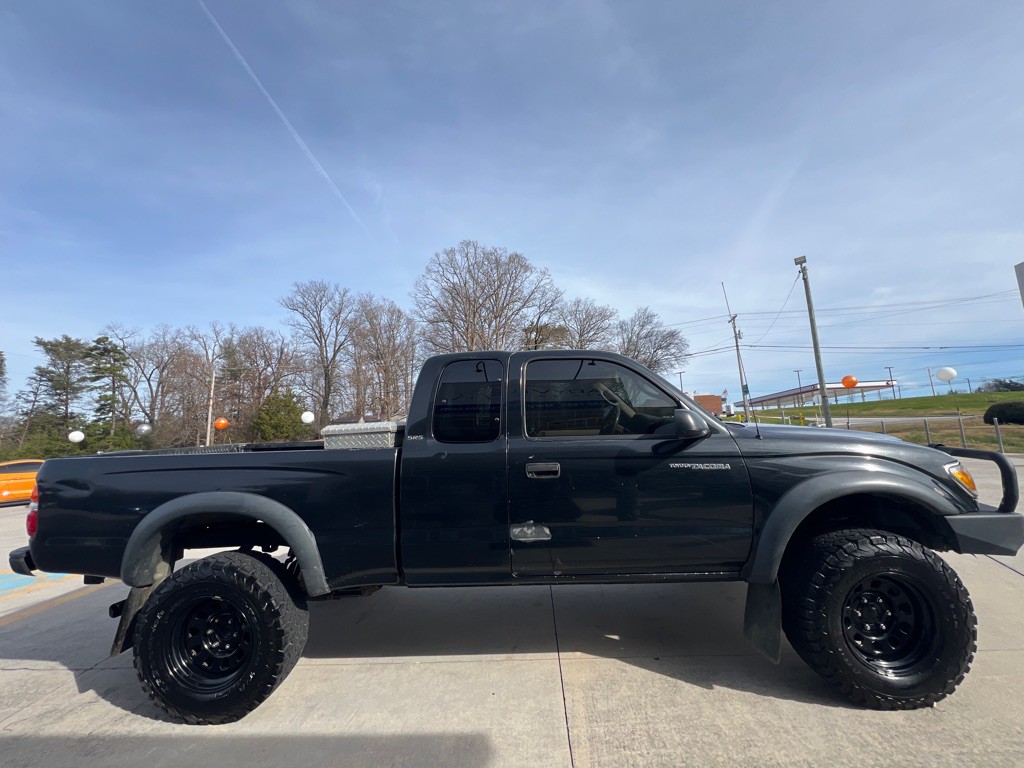 2004 Toyota Tacoma Image 6