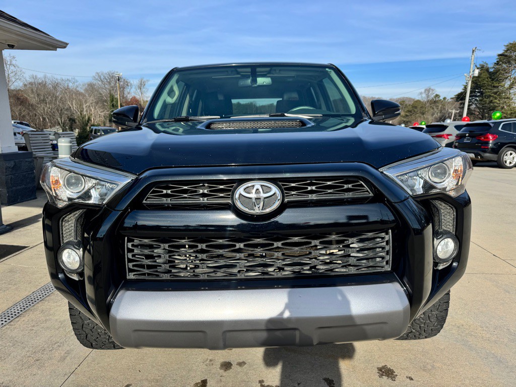 2019 Toyota 4Runner Image 8