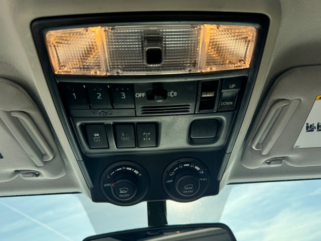 2019 Toyota 4Runner Image 12