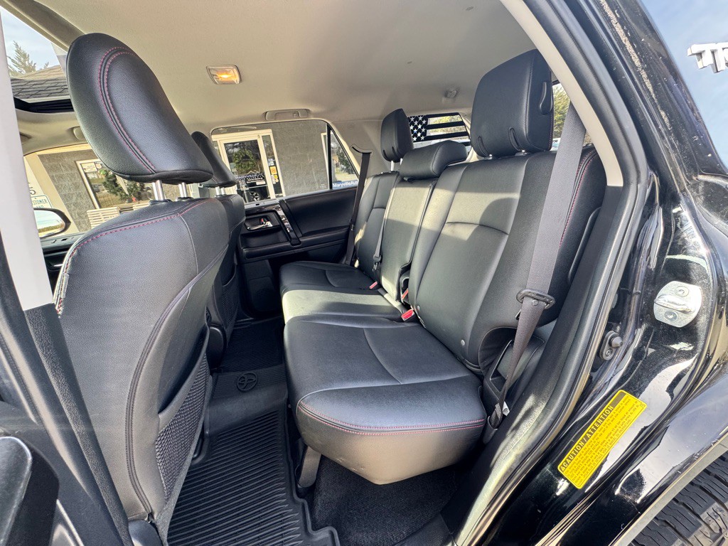 2019 Toyota 4Runner Image 14