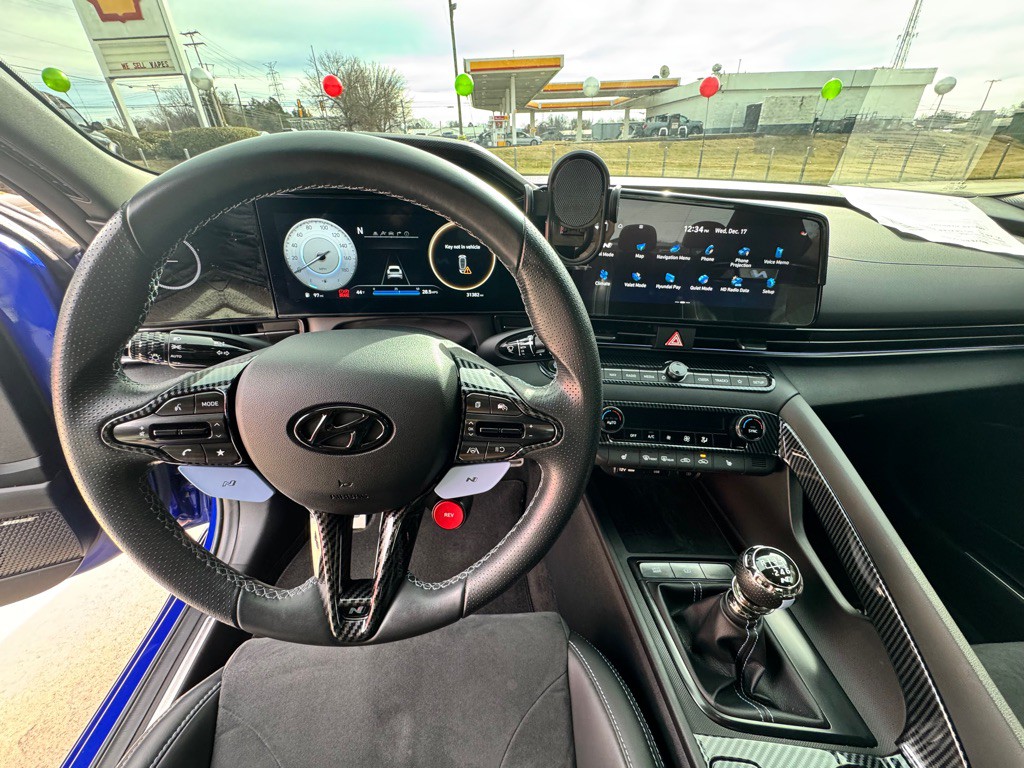 2023 Hyundai Elantra Image 10