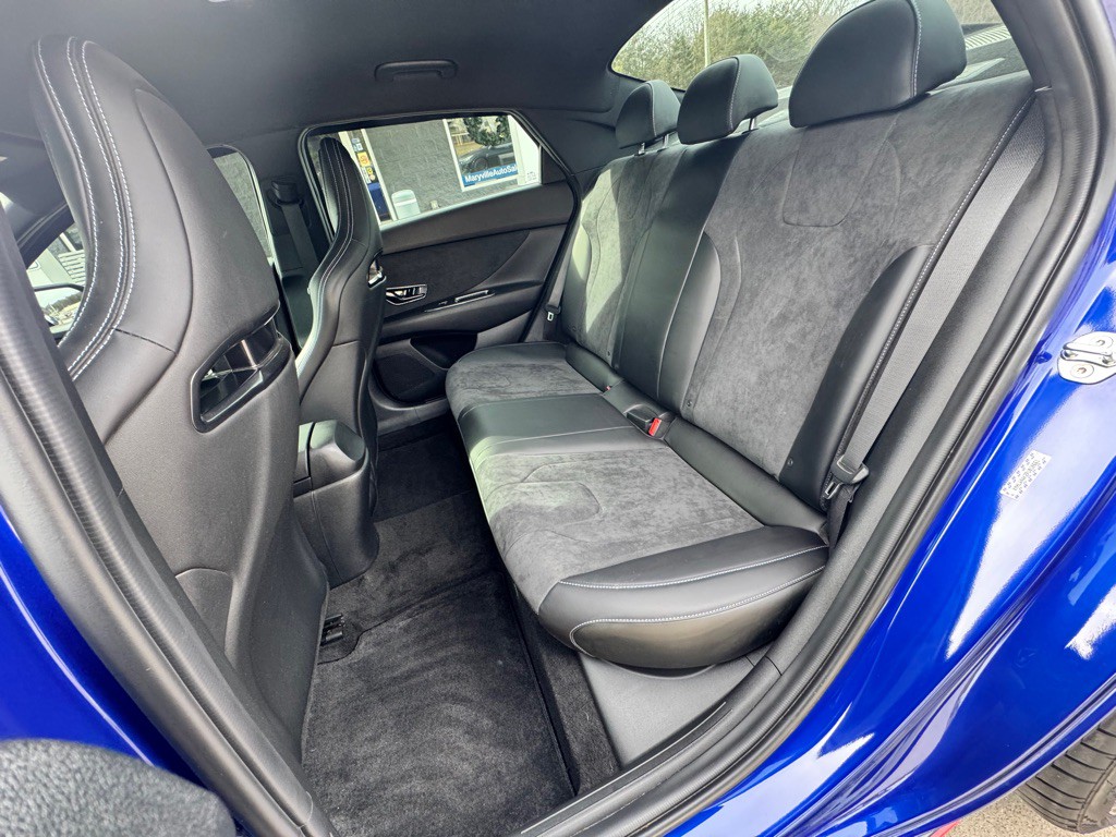 2023 Hyundai Elantra Image 12