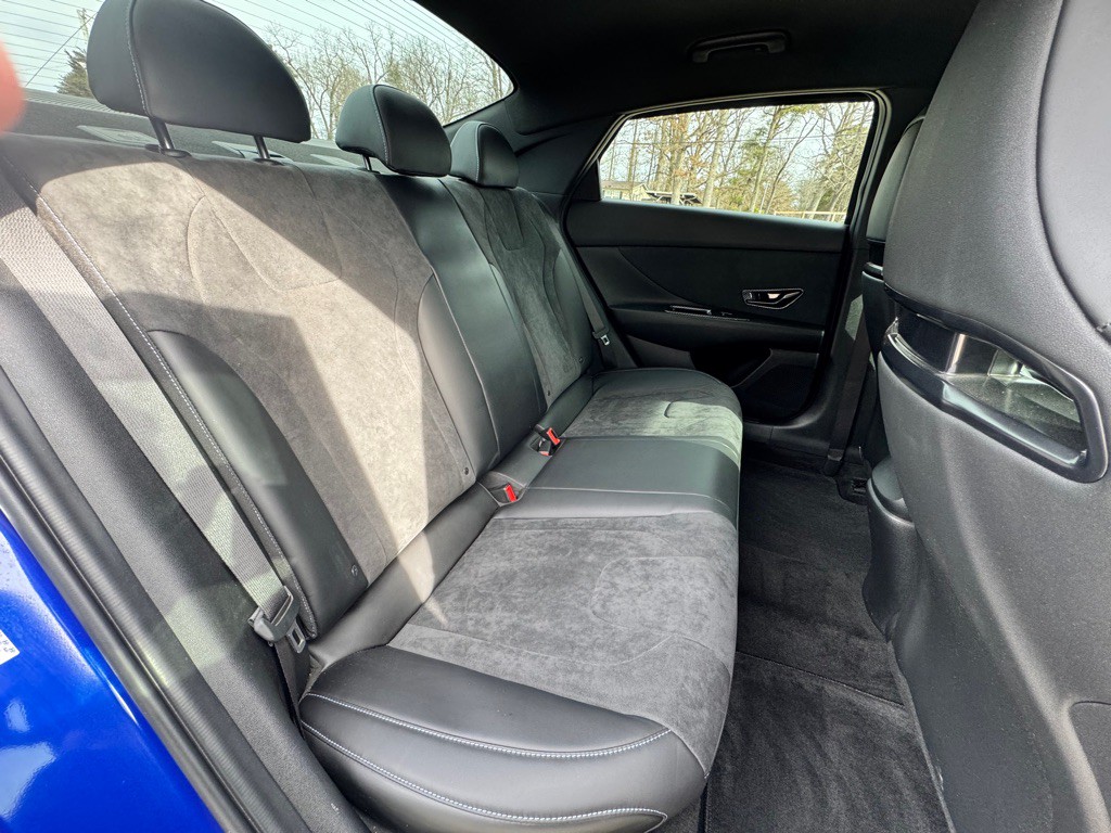 2023 Hyundai Elantra Image 14