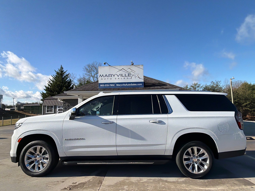 2023 Chevrolet Suburban Image 2