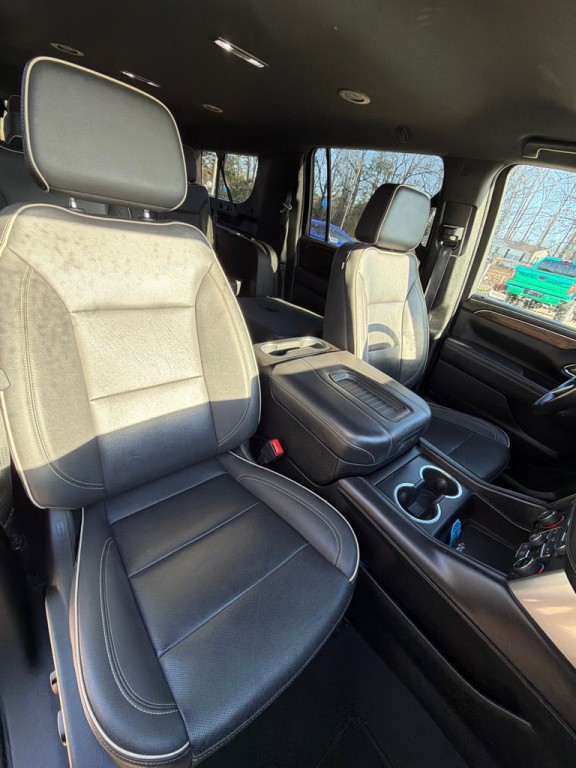 2023 Chevrolet Suburban Image 18