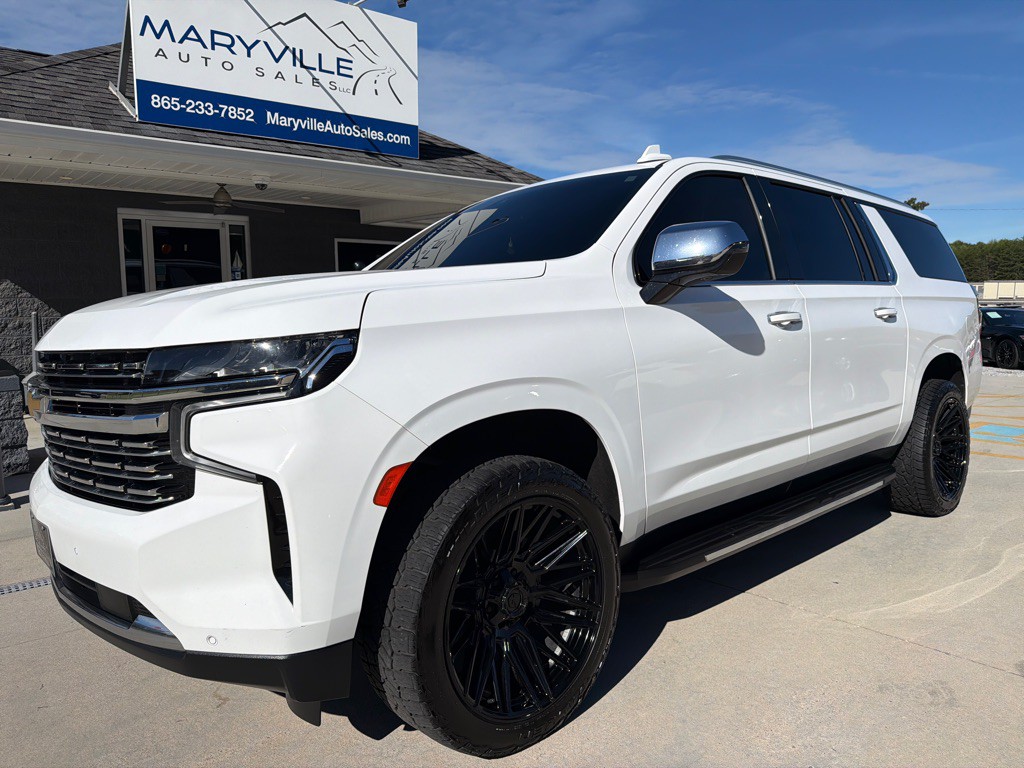 2023 Chevrolet Suburban Image 1