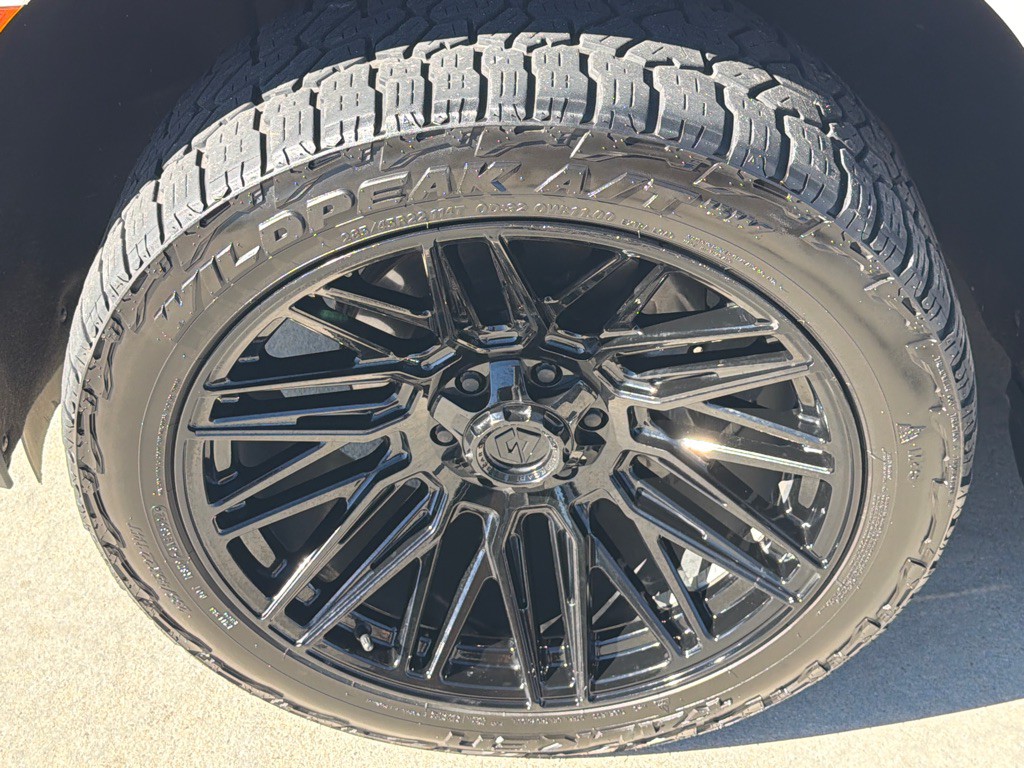 2023 Chevrolet Suburban Image 20