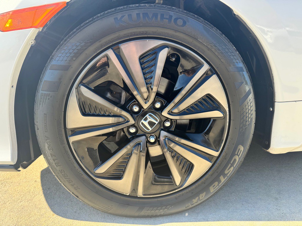 2019 Honda Civic Image 9