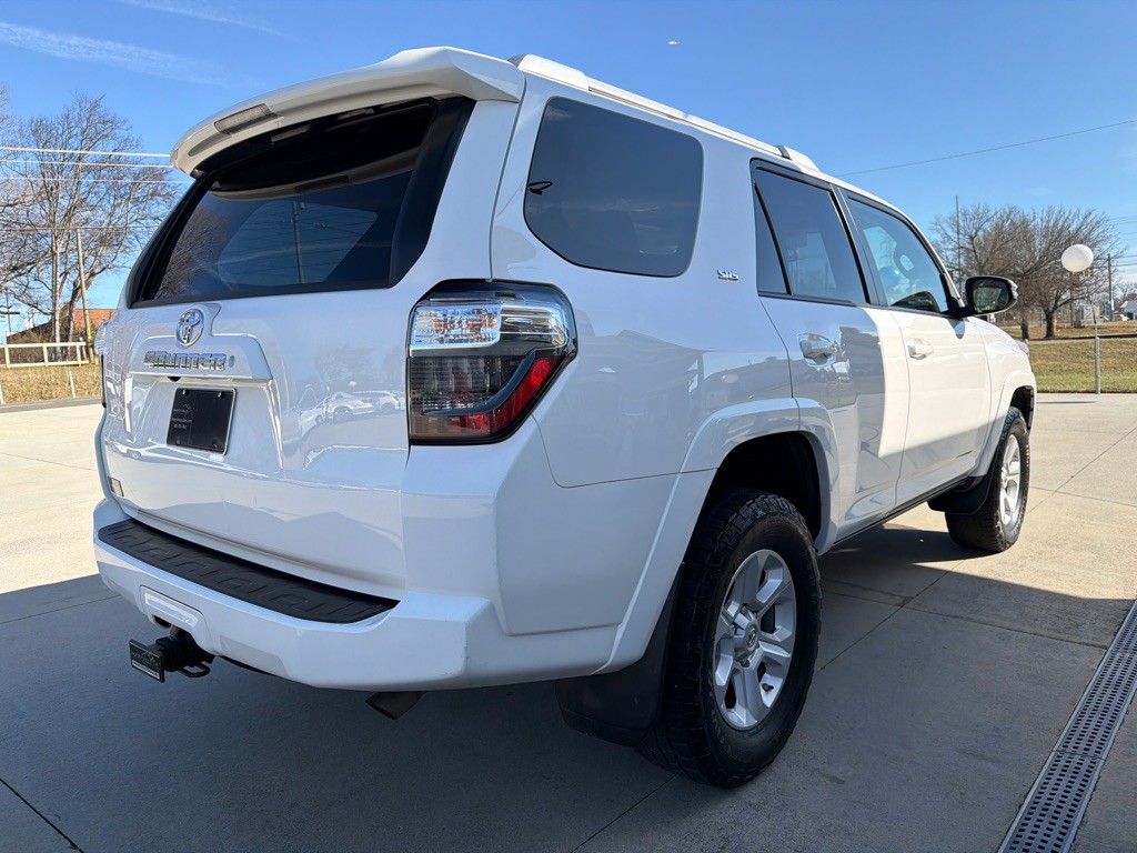 2018 Toyota 4Runner Image 5