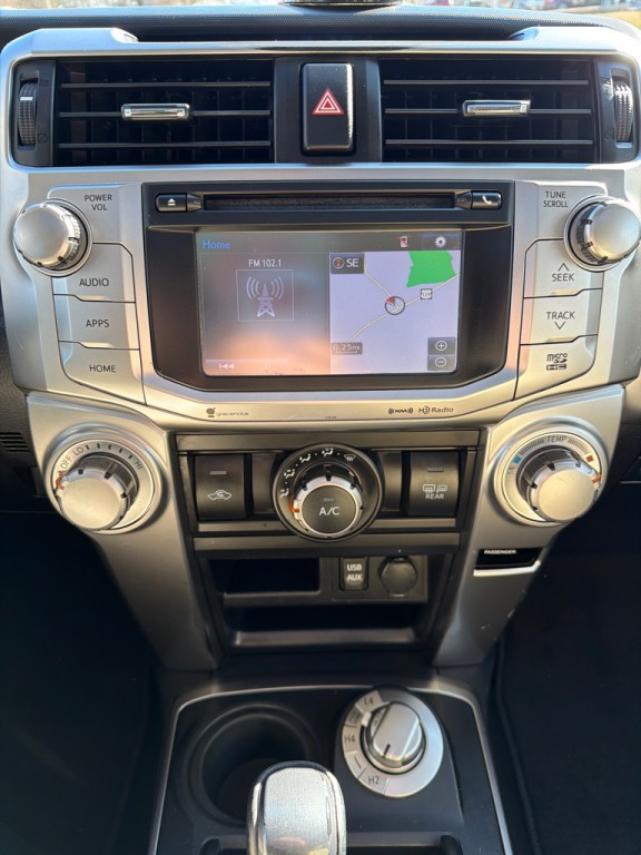 2018 Toyota 4Runner Image 11