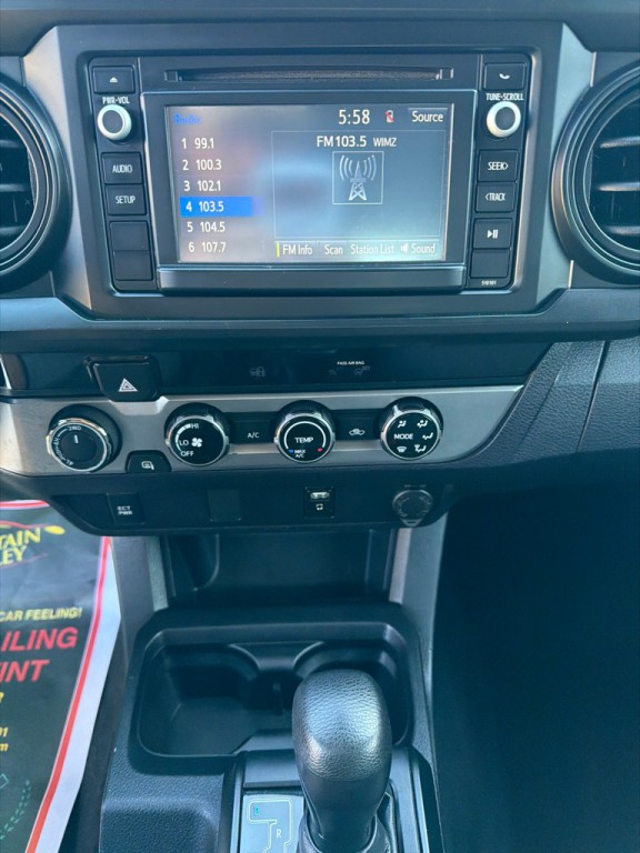 2018 Toyota Tacoma Image 11