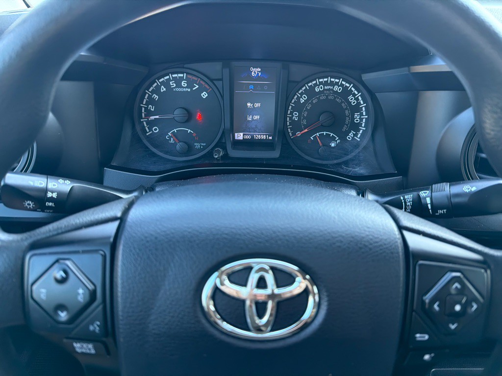 2018 Toyota Tacoma Image 12
