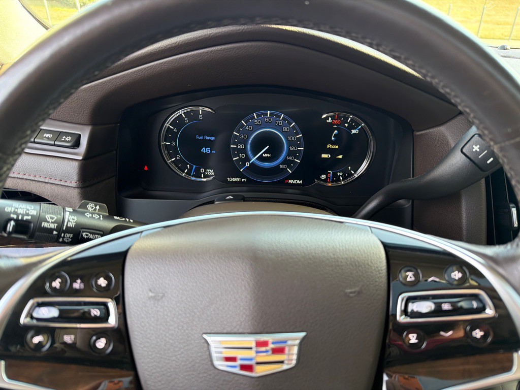 2016 Cadillac Escalade Image 12