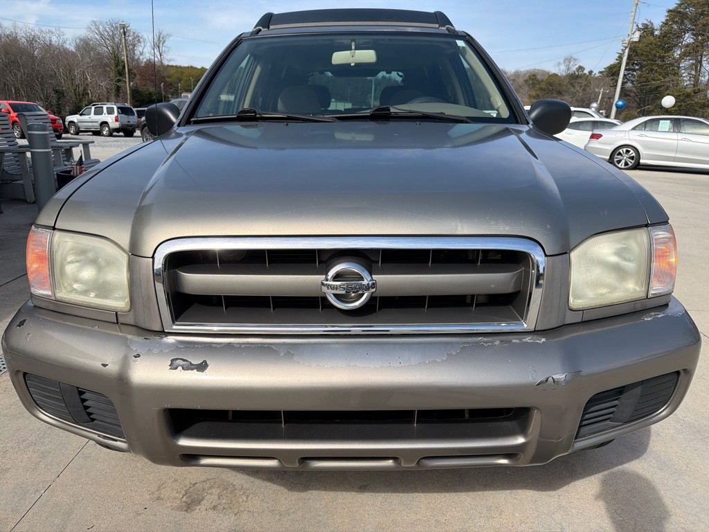 2004 Nissan Pathfinder Image 8