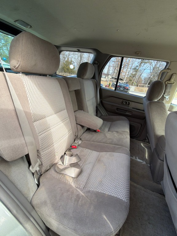 2004 Nissan Pathfinder Image 15