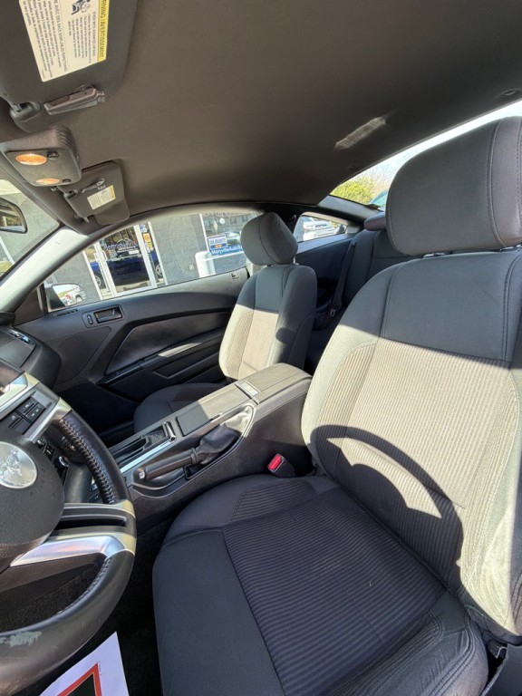 2014 Ford Mustang Image 9