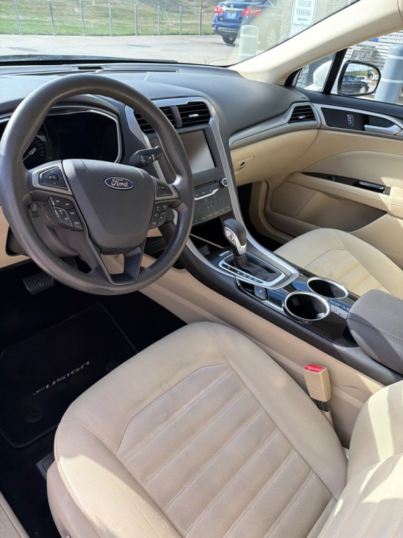 2013 Ford Fusion Image 10