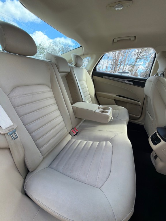 2013 Ford Fusion Image 15