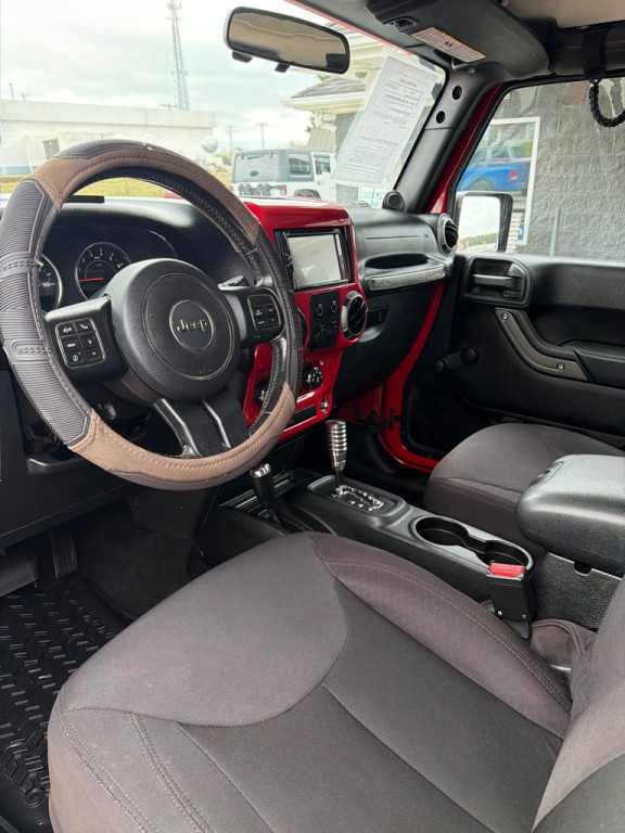 2013 Jeep Wrangler Image 10