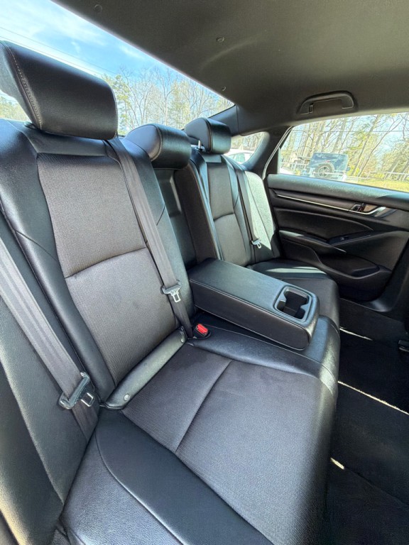 2020 Honda Accord Image 15