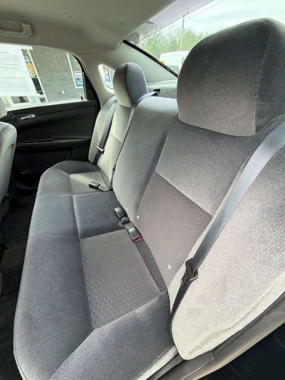 2016 Chevrolet Impala Image 13