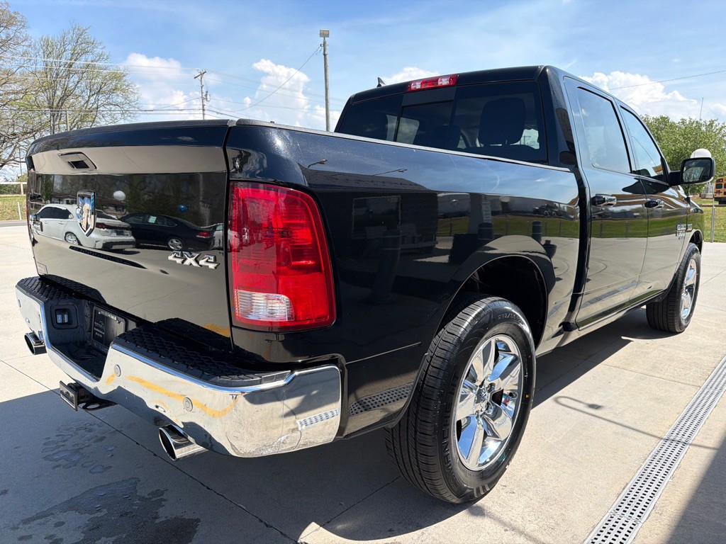 2019 RAM 1500 Image 5