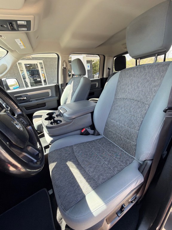 2019 RAM 1500 Image 9