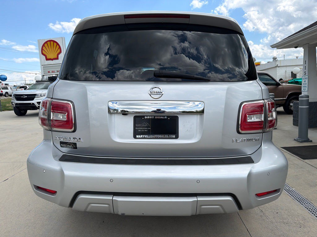 2017 Nissan Armada Image 4