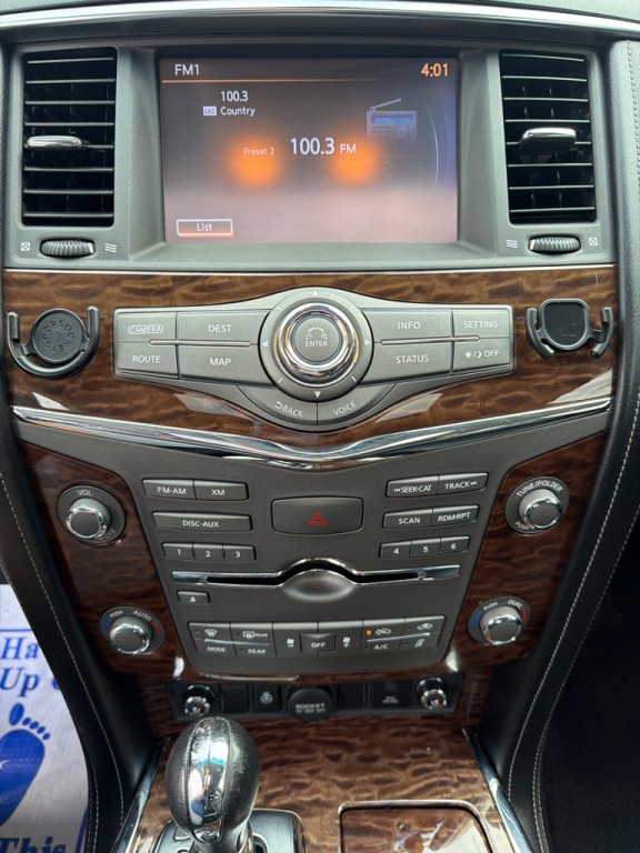 2017 Nissan Armada Image 11