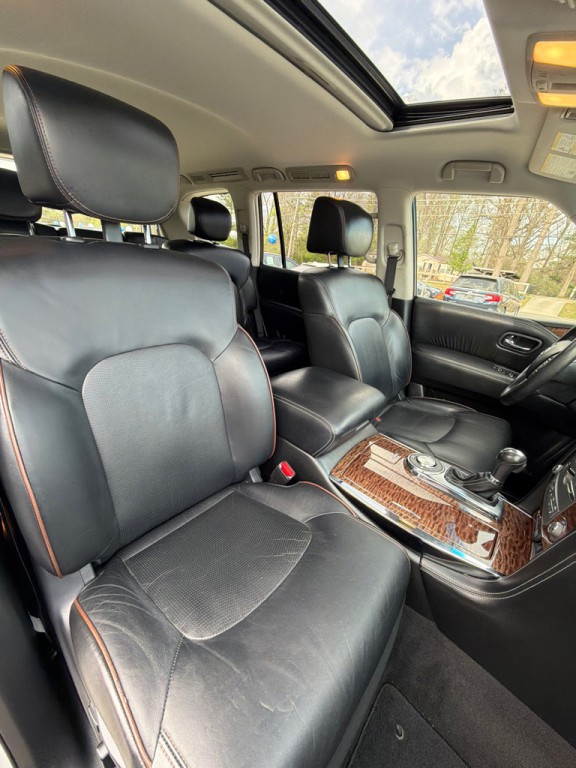 2017 Nissan Armada Image 18