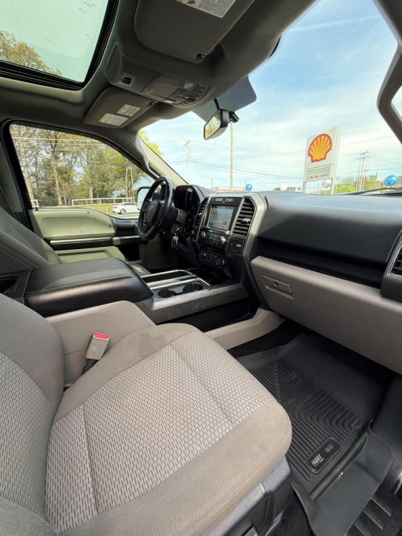 2017 Ford F-150 Image 17