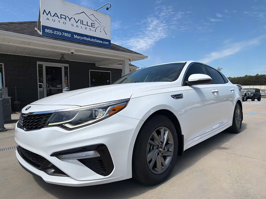 2019 Kia Optima Image 1
