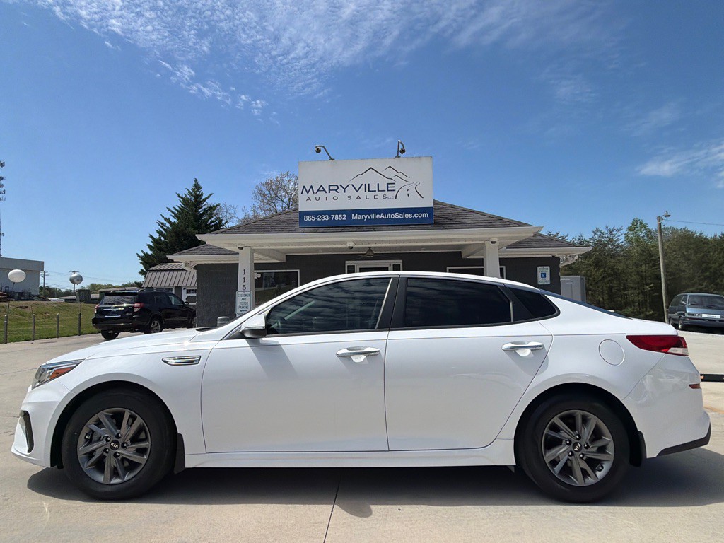 2019 Kia Optima Image 2