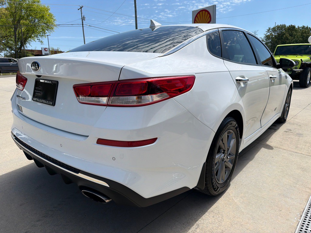 2019 Kia Optima Image 5