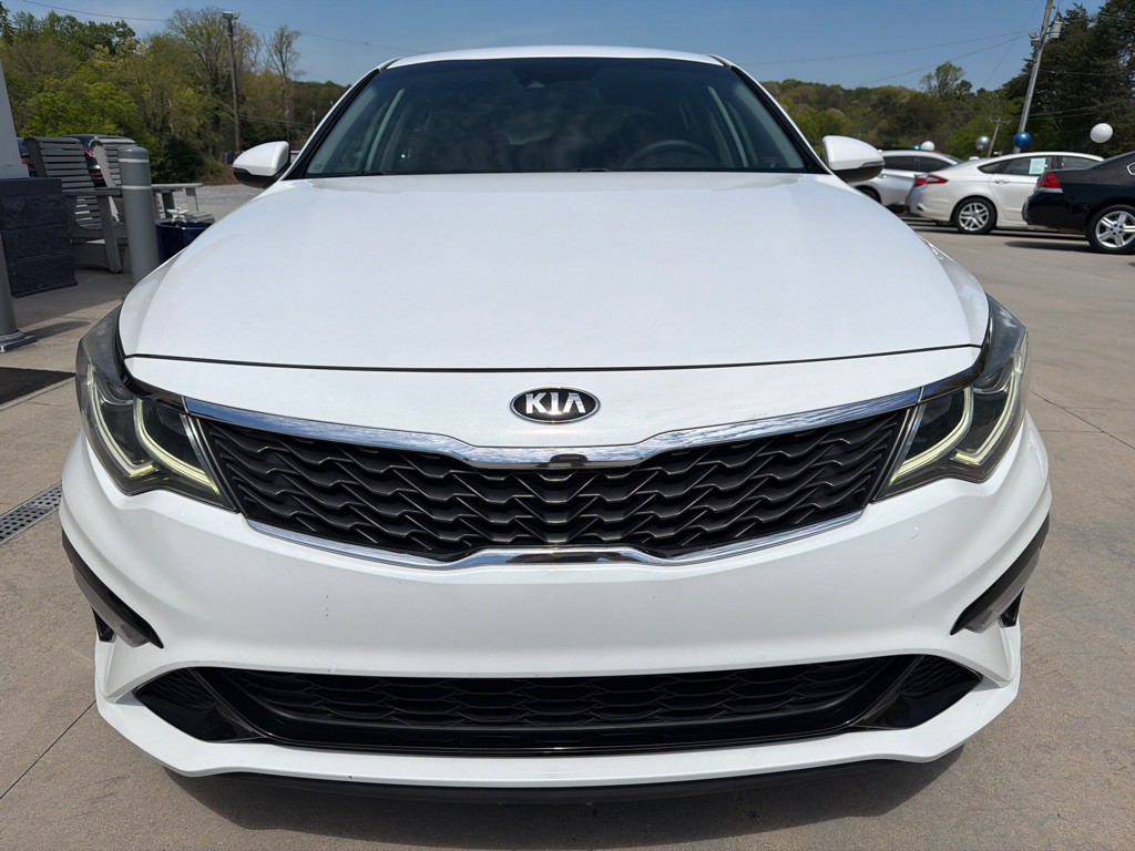 2019 Kia Optima Image 8
