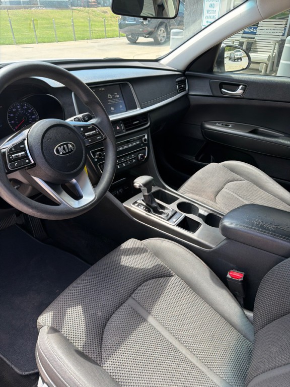 2019 Kia Optima Image 10