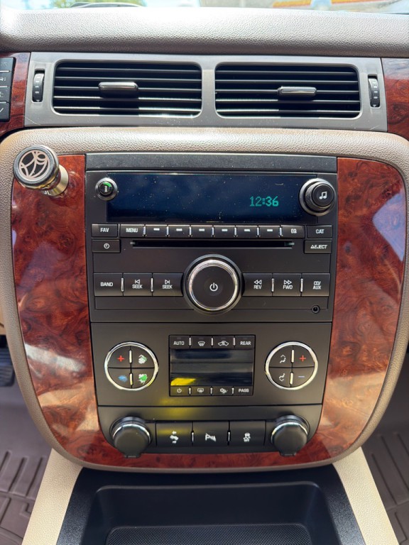 2013 Chevrolet Tahoe Image 11