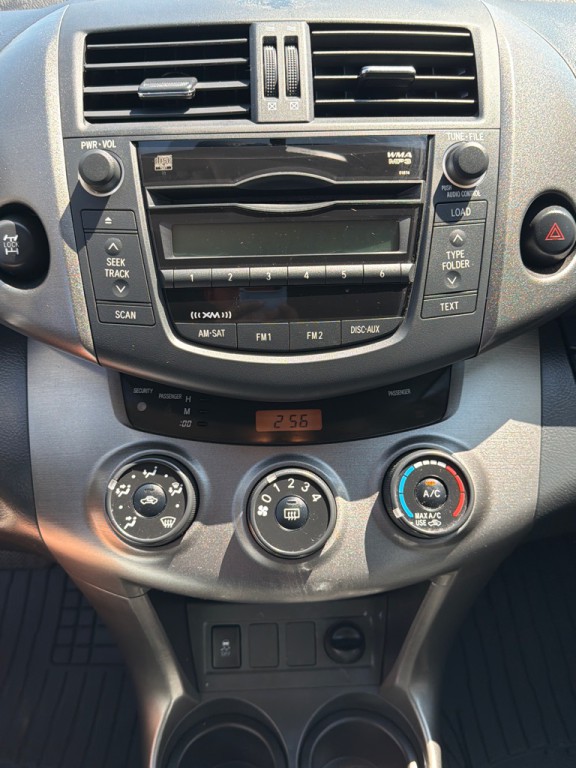 2011 Toyota Rav4 Image 11