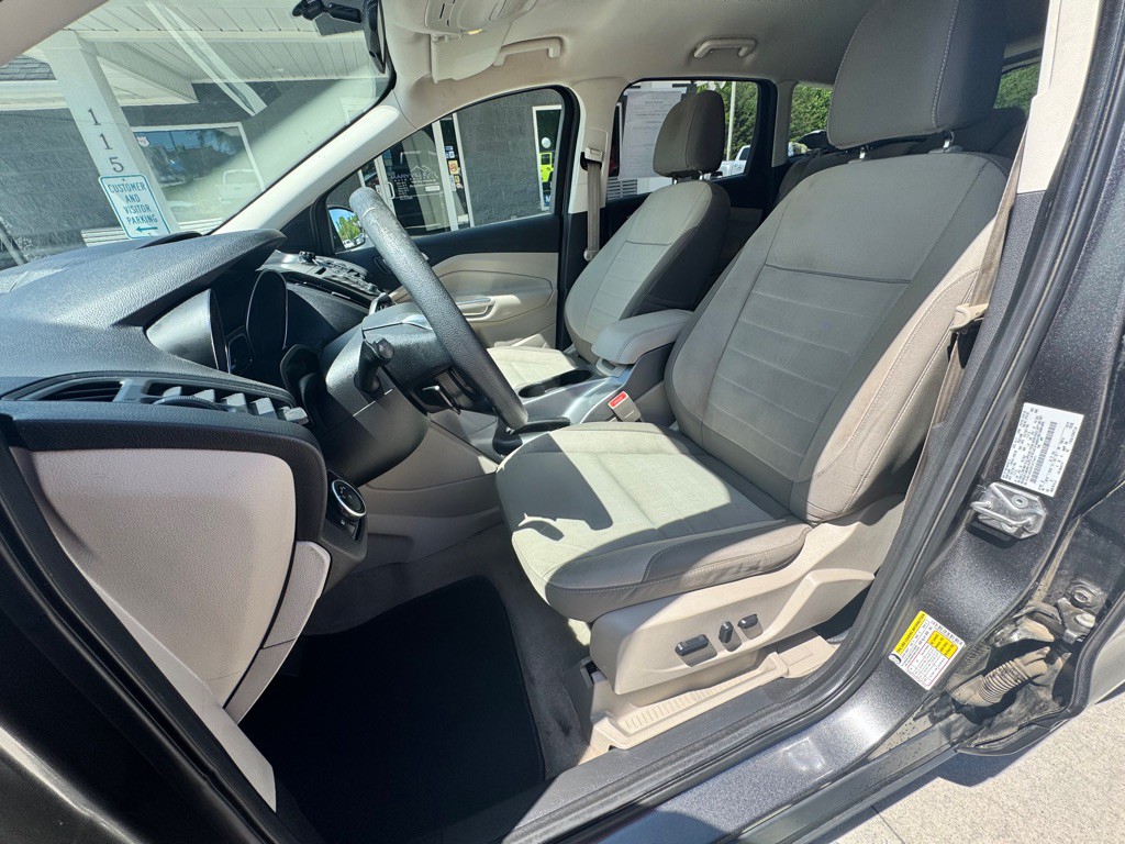 2015 Ford Escape Image 9