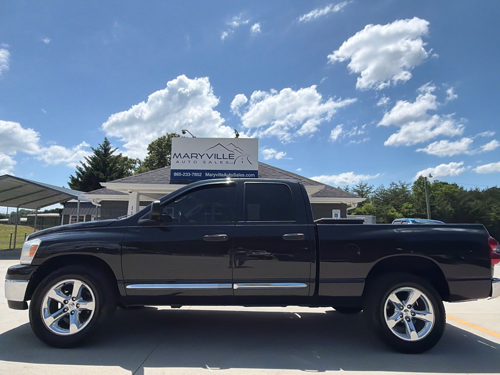 2008 Dodge Ram 1500 Image 2
