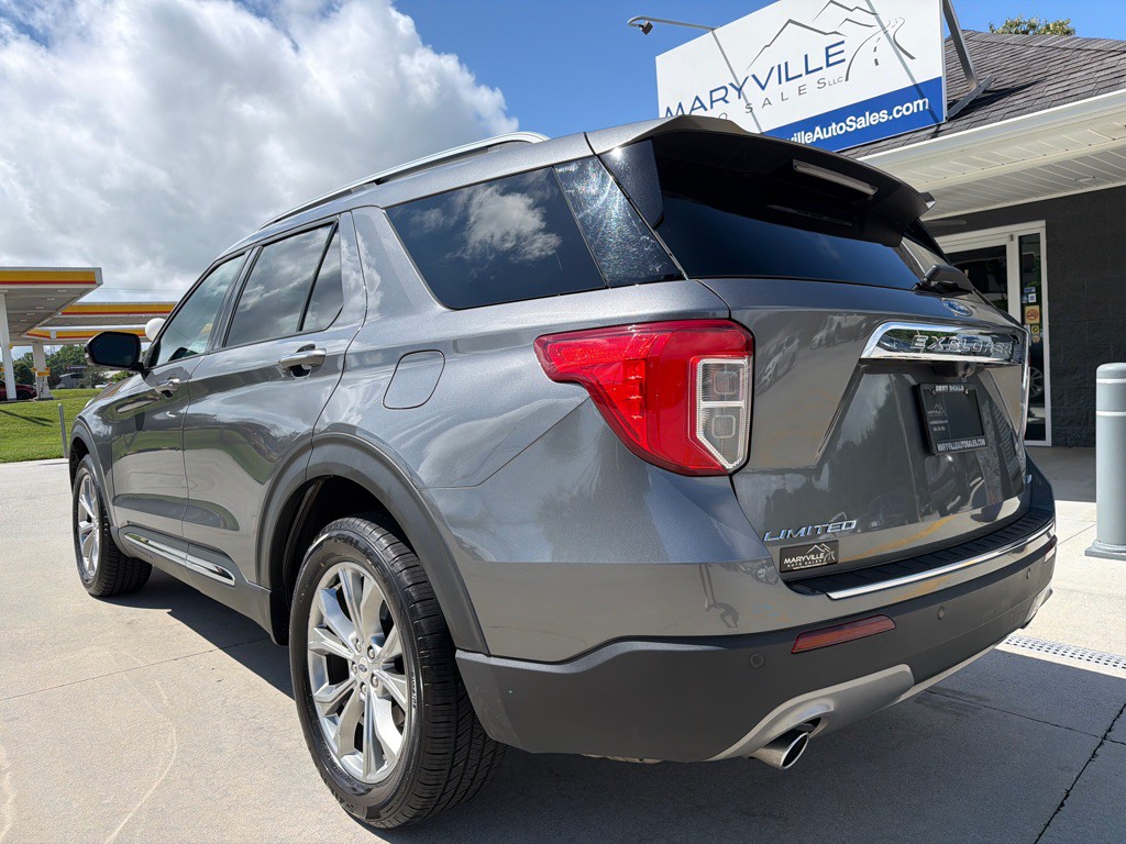 2021 Ford Explorer Image 3