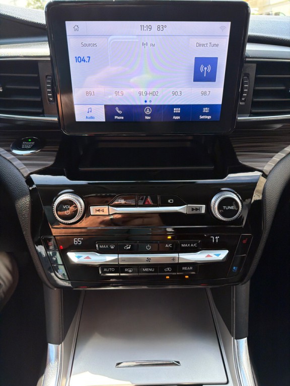 2021 Ford Explorer Image 11