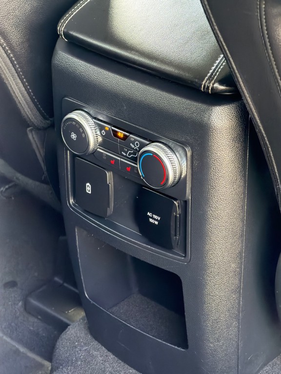 2021 Ford Explorer Image 18